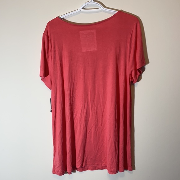 NWT Torrid coral t-shirt super soft - Picture 4 of 6
